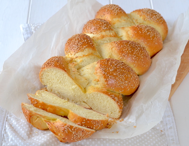 fette di pan brioche salato