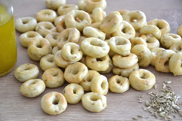 taralli pugliesi con semi di finocchio